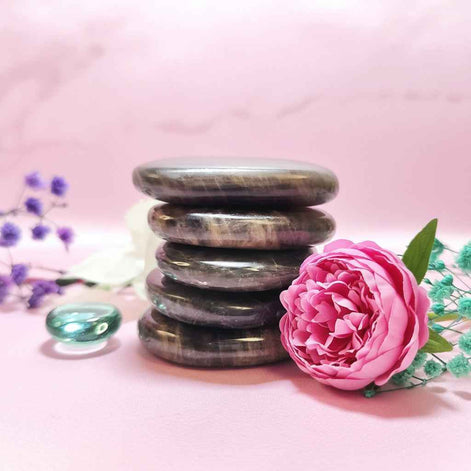 Pierre de lune nacré en Galet, roulée, sphère, pointe...au choix