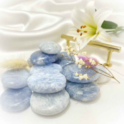 Calcite bleu extra de Madagascar au choix