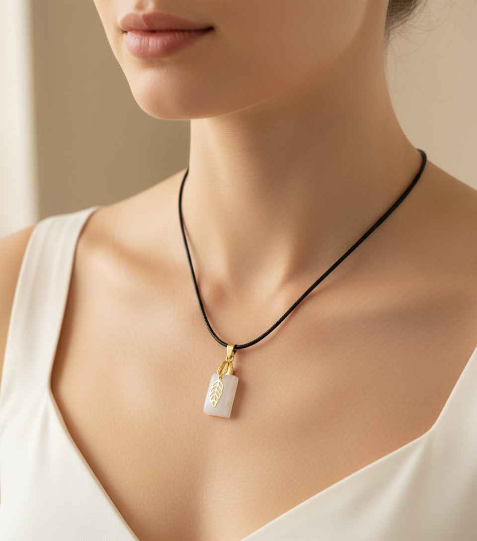 Collier et pierre de lune arc en ciel, péristérite, au choix