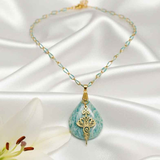 Collier turquoise en Amazonite & unalome