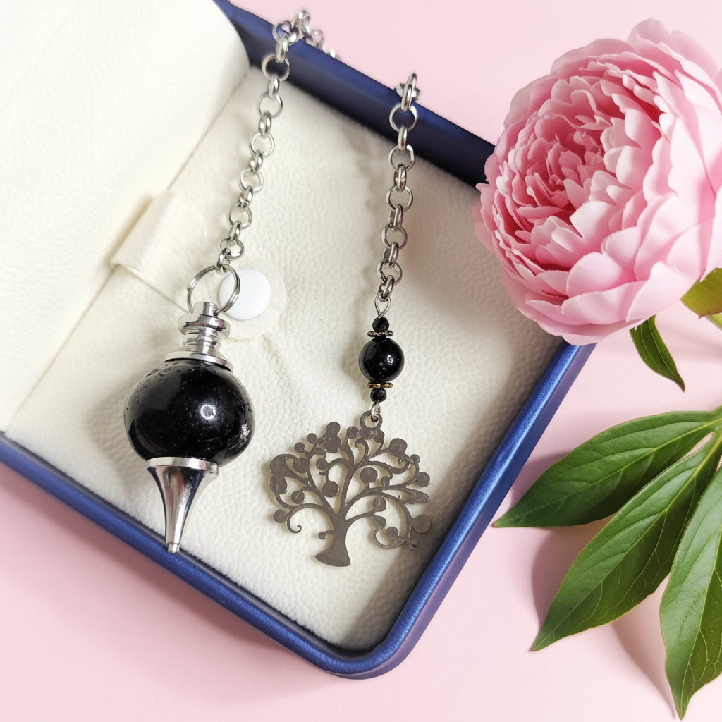 pendule en tourmaline noire