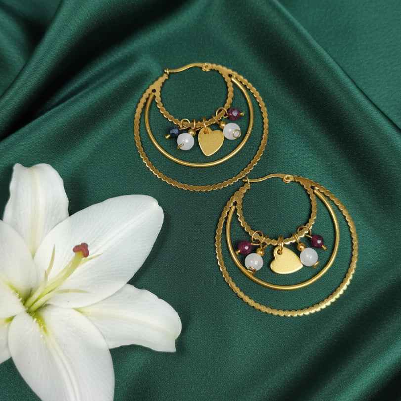 Créoles dorées et pierre de lune arc en ciel