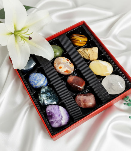 Coffret cadeau de 12 Pierres Naturelles 3/4cm +12 fiches