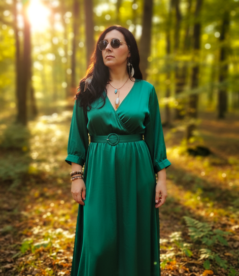 Collier chaman en labradorite cuir naturel et plume sacré