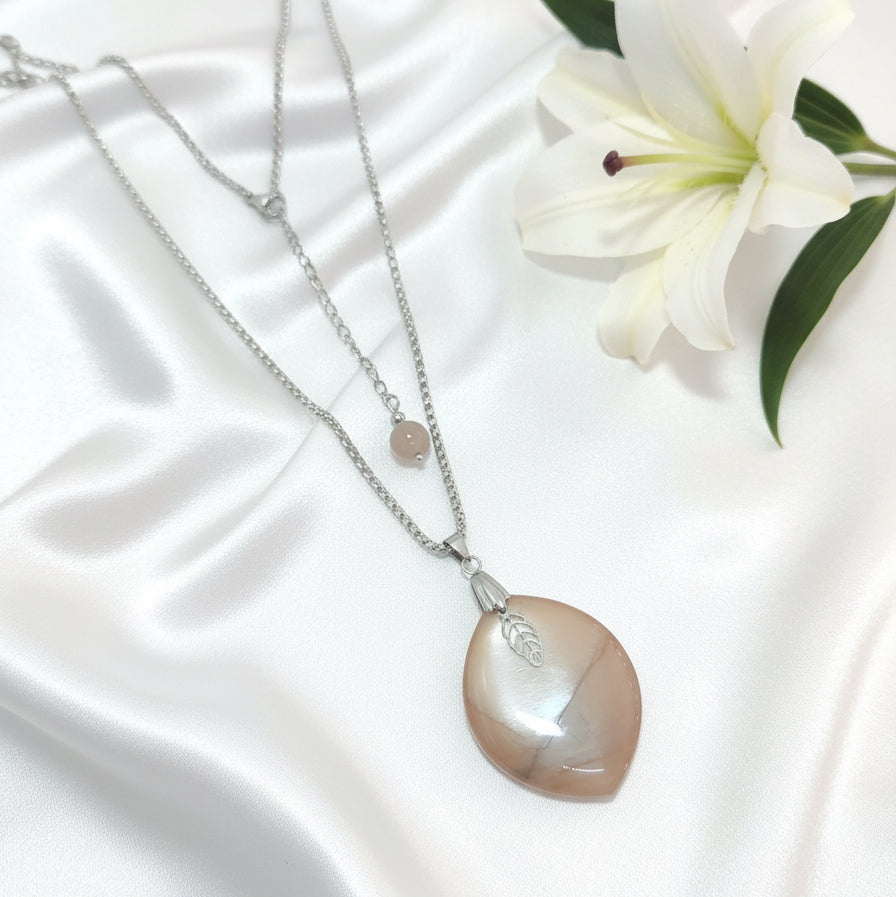 collier argenté pierre de lune