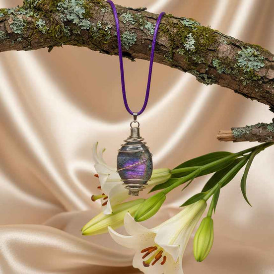 Collier et labradorite en spirale