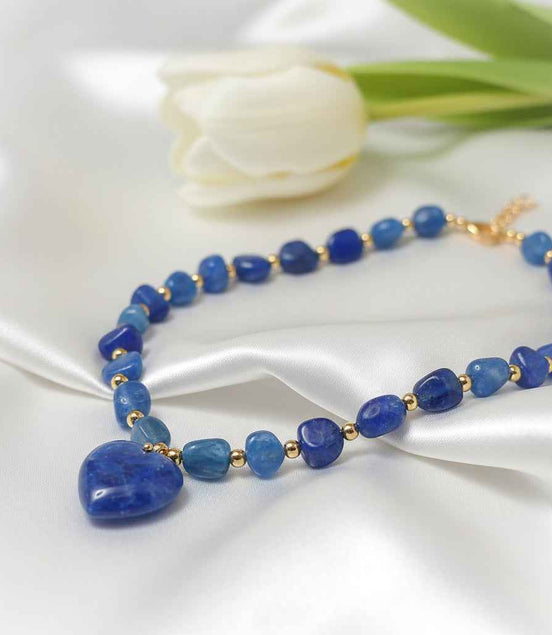Tour de cou collier doré en cyanite coeur, réglable