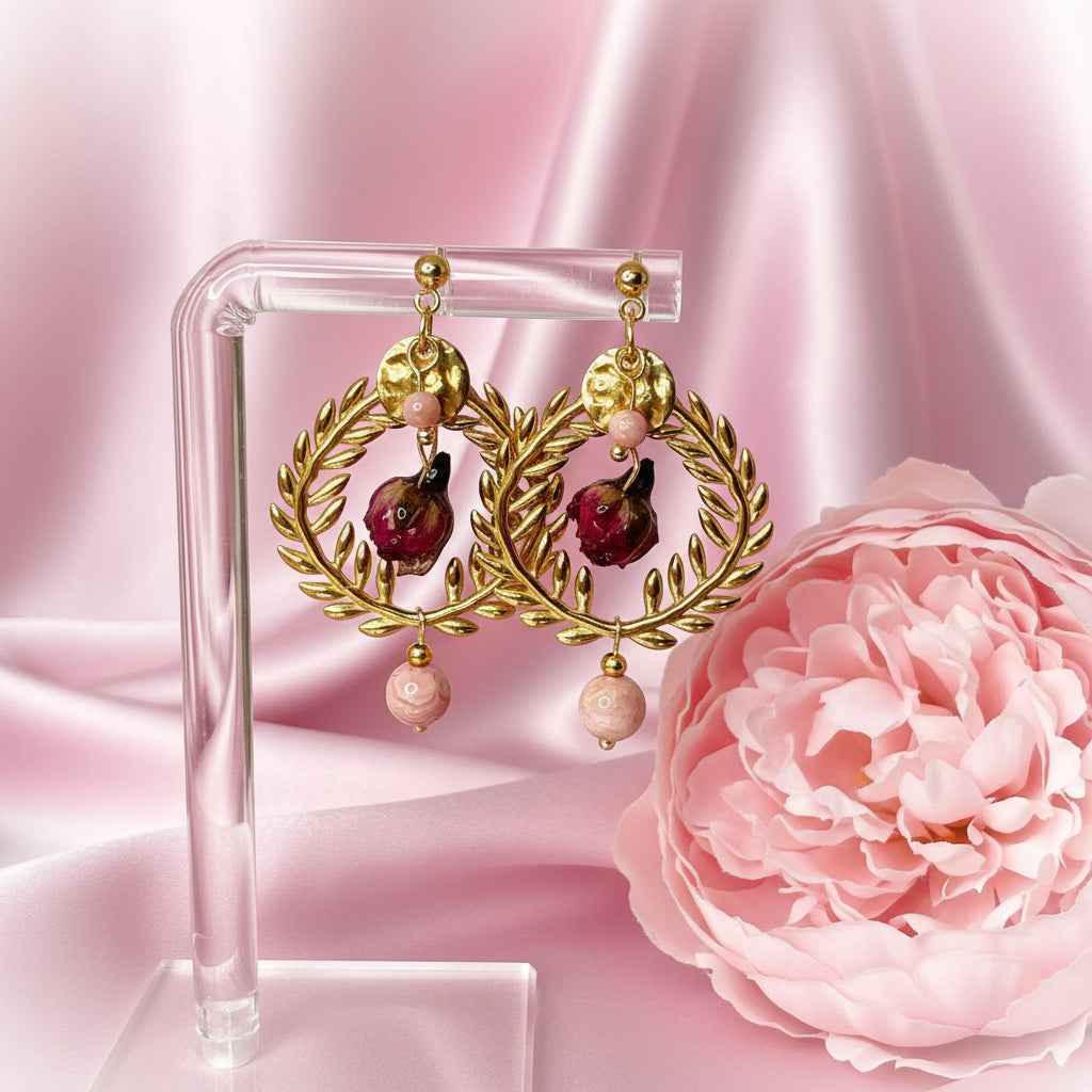 Boucles d'oreilles dorées Rhodochrosite et boutons de rose