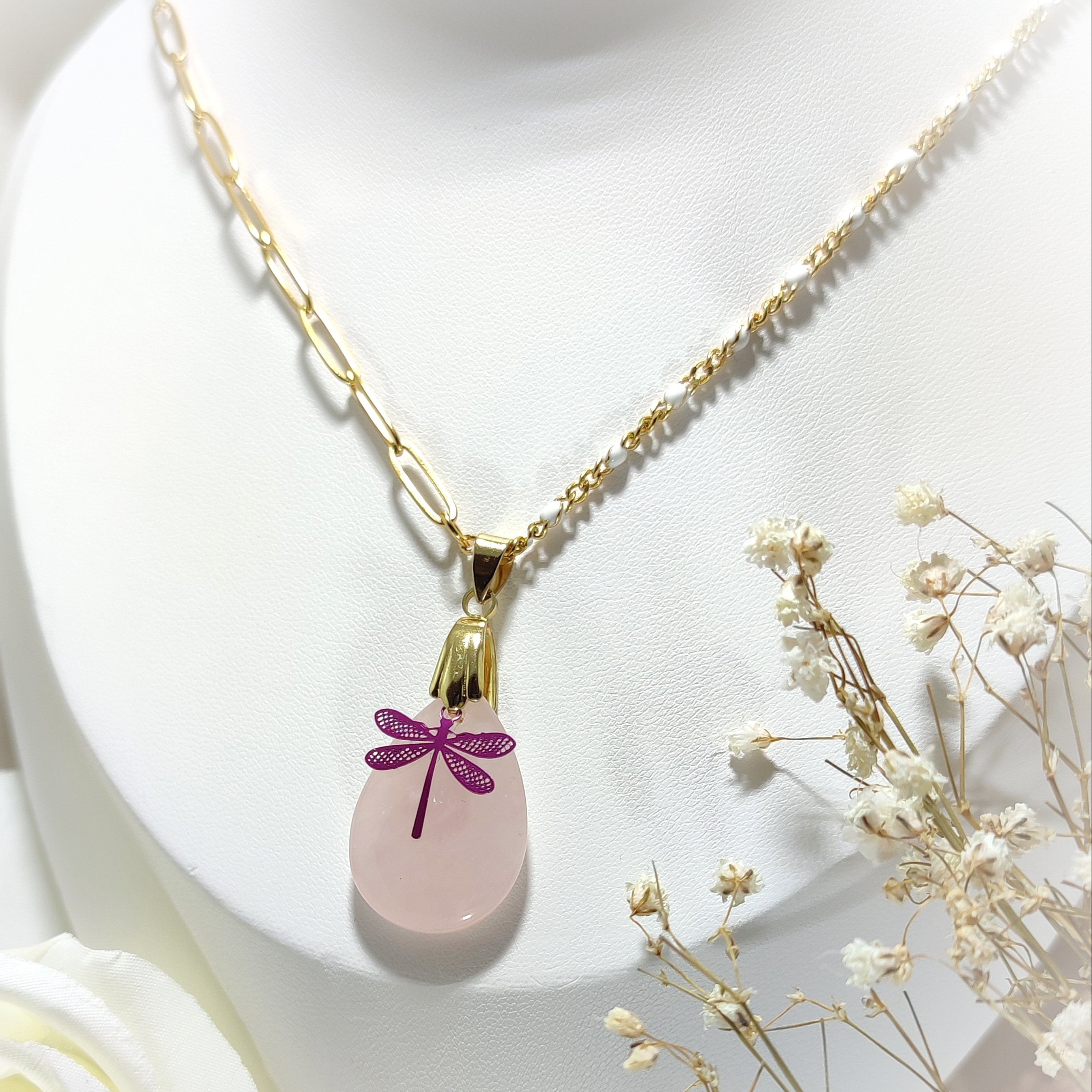 chaine et pierres de quartz rose