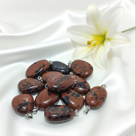 pendentif en obsidienne noir et rouge