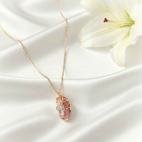 Collier doré en Rhodochrosite sertie extra