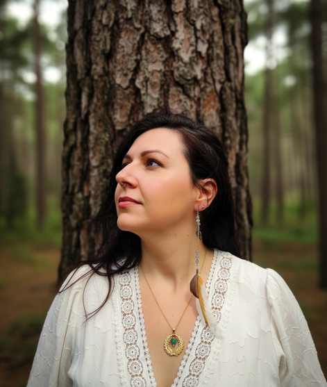 Boucle longue en Plumes sacrées, aventurine ou labradorite