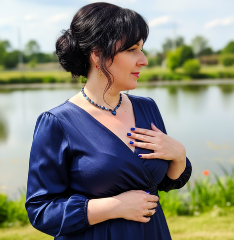 Tour de cou collier doré en cyanite coeur, réglable