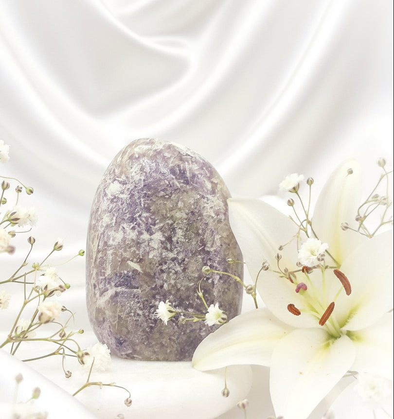 Pierre de lépidolite, galet, oeuf, bloc et roulées au choix - Secret de Cristaux