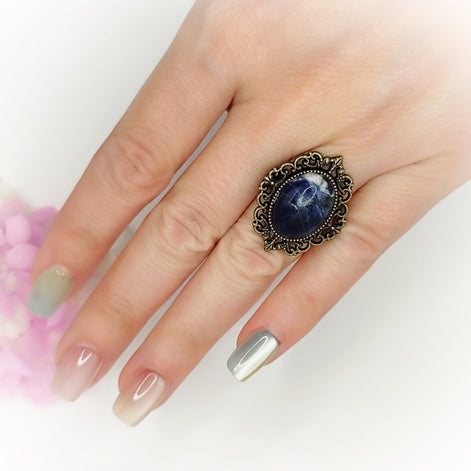 Bague en sodalite et en laiton - Secret de Cristaux