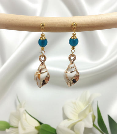 Boucles d'oreilles dorée Coquillages pierre