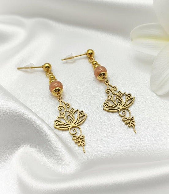 Boucles d'oreilles divines Lotus Unalom, sur mesure, pierre au choix - Secret de Cristaux