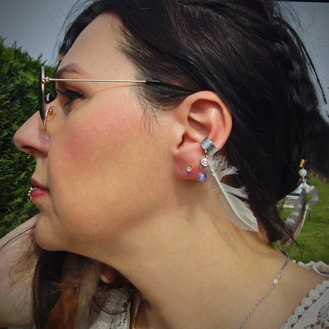 Anneau manchette doré chaman pierre et plume naturelle - Secret de Cristaux