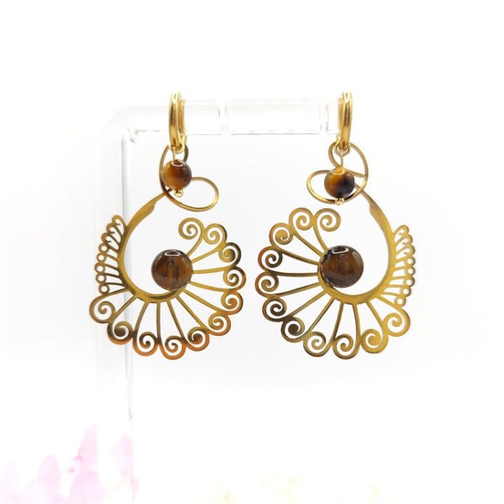 Boucles d'oreilles Paon doré et oeil de tigre sur anneau - Secret de Cristaux