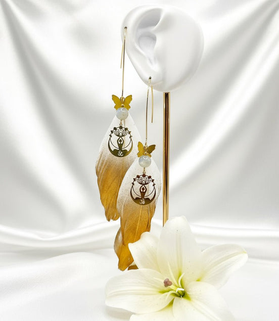 Boucles d'oreilles "plume divine" labradorite et papillon - Secret de Cristaux