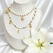 Collier 2 en 1 Éclat d’Écume en perles d'howlite, d'eau douce, et étoiles de mer. - Secret de Cristaux