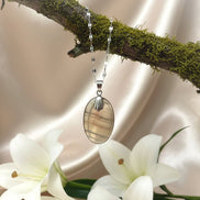 Collier argenté en fluorite arc en ciel