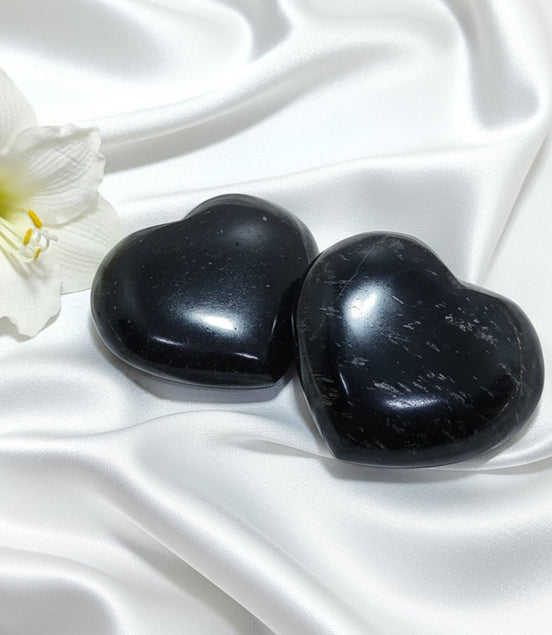 Pierre en tourmaline noire au choix, roulée ou coeur - Secret de Cristaux