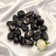 Pierre en tourmaline noire au choix, roulée ou coeur - Secret de Cristaux