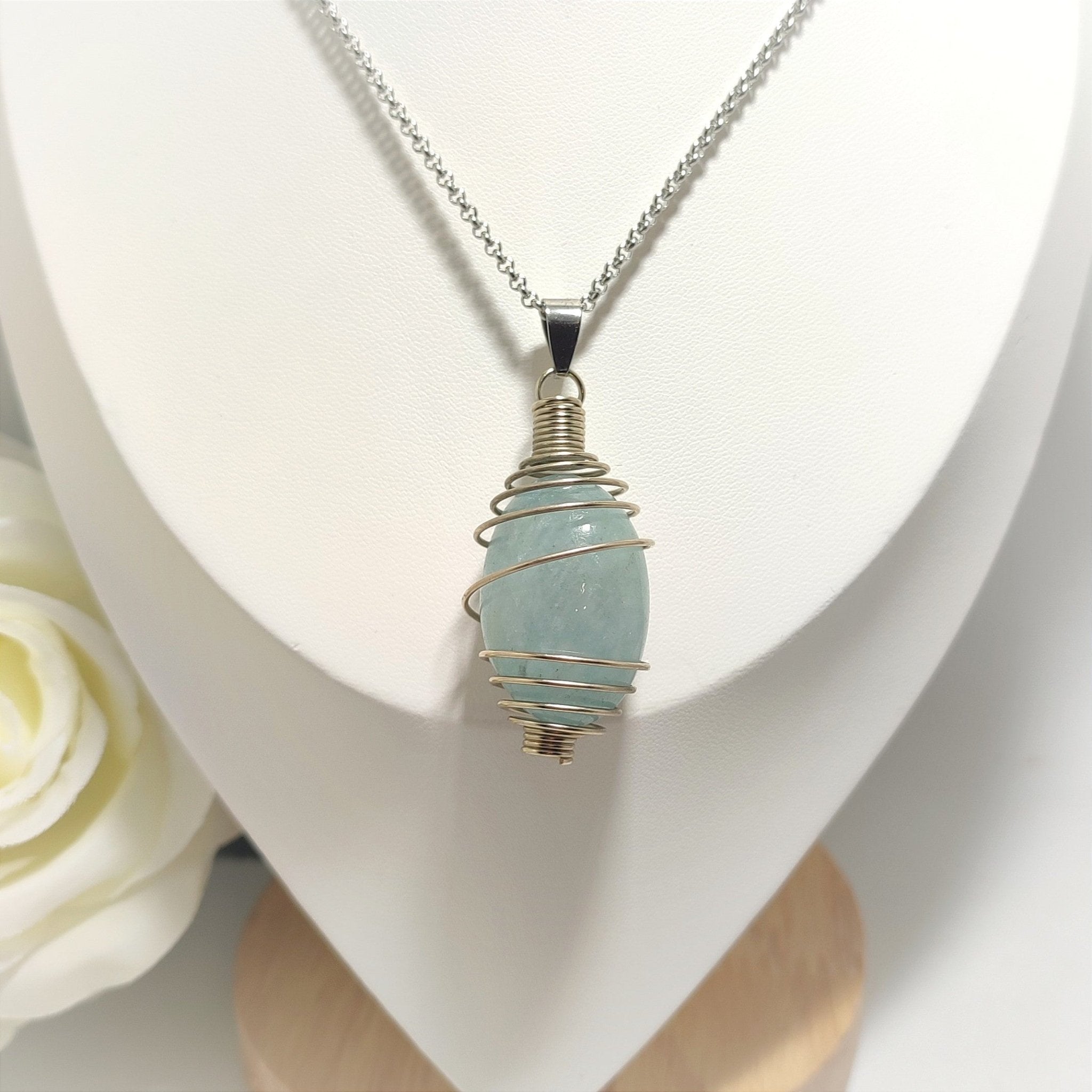 Pierre Naturelle d’Aigue - Marine Charisme, Communication, Sérénité - Secret de Cristaux