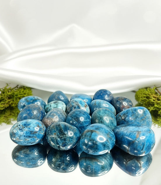 Pierre en Apatite roulée, Galet, coeur - Secret de Cristaux