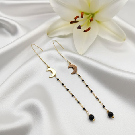 Boucles d'oreilles lune doré en tourmaline noire