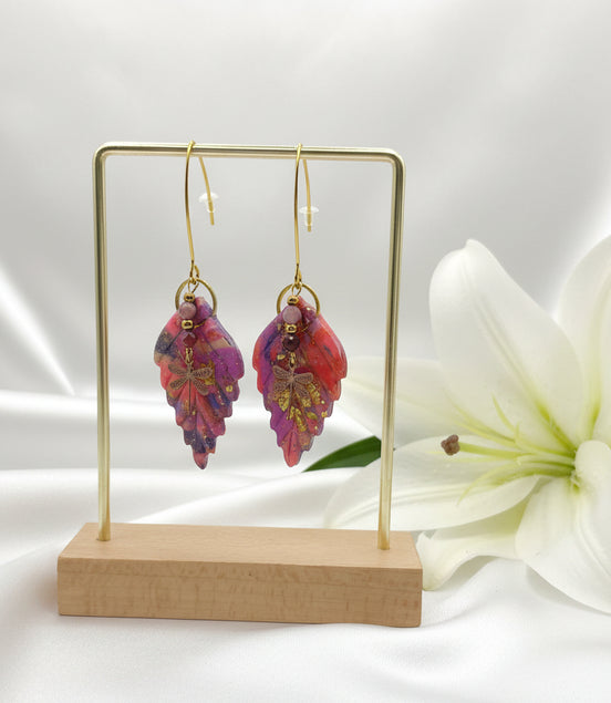 Boucles d’oreilles dorées Tourmaline rose et Libellule