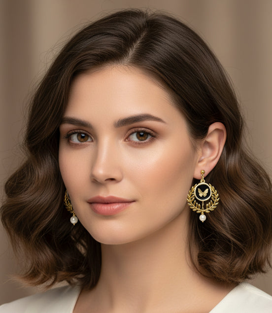 boucles d'oreilles doré papillon pierre de lune