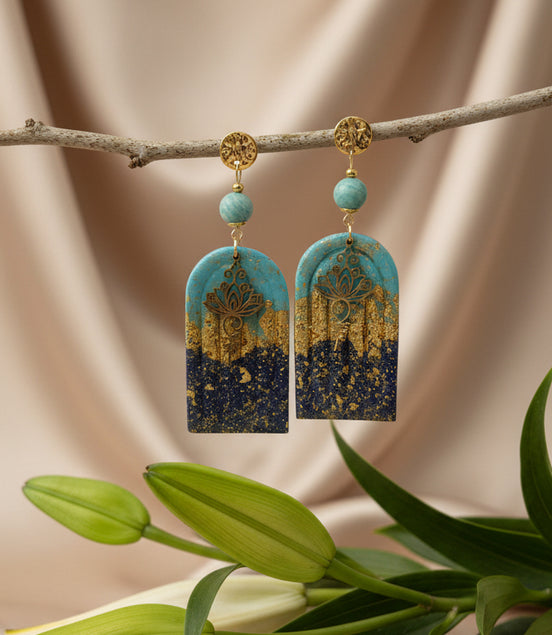 Boucles d’oreilles bleu et or, amazonite, unalome et polymère