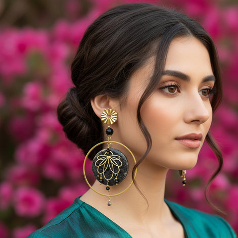 Boucles d'oreilles Esméralda noire et or et tourmaline noire