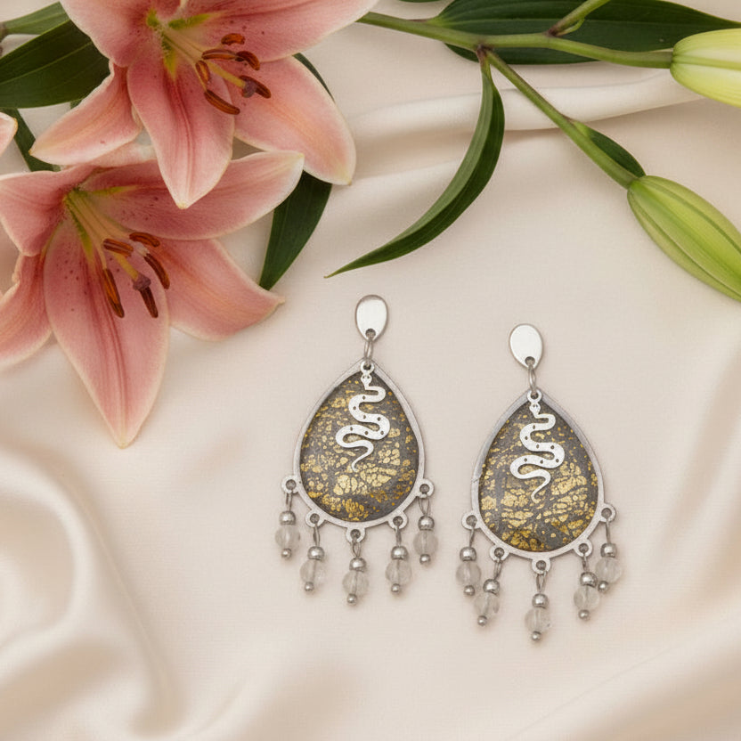 Boucles d'oreilles en labradorite argenté et serpent