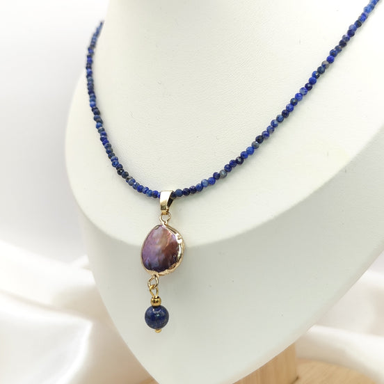 collier en pierre bleu 
