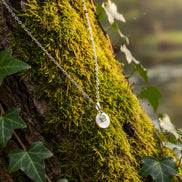 Collier argenté et sa nacre naturelle