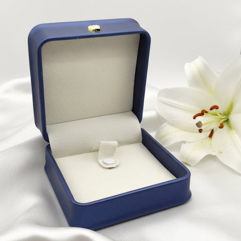 Écrin luxe bleu pour bijoux