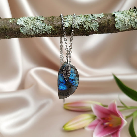 collier argenté labradorite