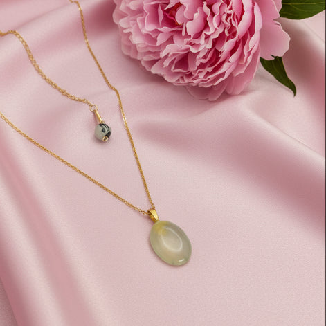 collier doré prehnite