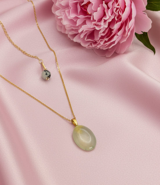collier doré prehnite