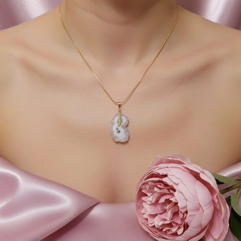 bijou en quartz solaire