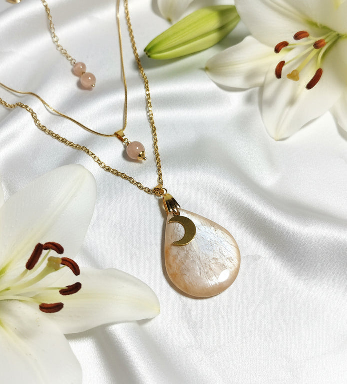 Double Collier doré en pierre de lune