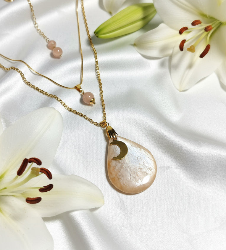 Double Collier doré en pierre de lune