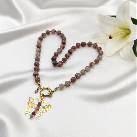 collier touraline rose et papillon