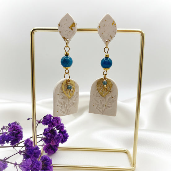 bijoux en pierre bleu