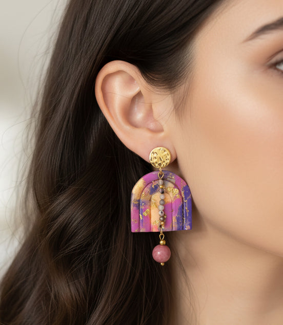 boucles d oreilles rose et violette