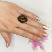 Bague en oeil de tigre ou taureau, argenté, ajustable, au choix