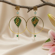 Boucles d’oreilles dorées en fluorite, feuille et or, clarté et harmonie